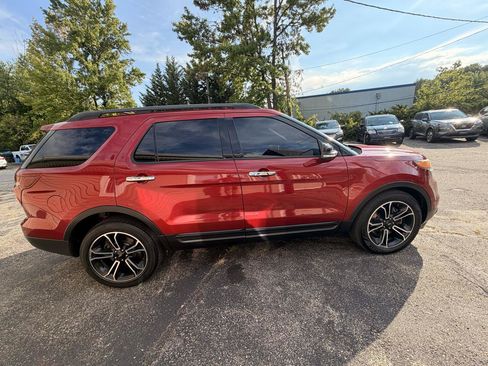 Used 2014 Ford Explorer Sport w/ Equipment Group 401A AWD/4WD image 8