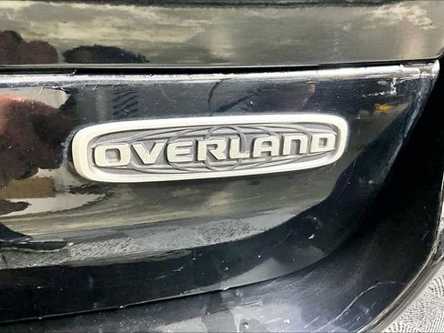 Used 2024 Jeep Grand Cherokee Overland AWD/4WD image 14
