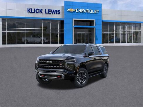 New 2026 Chevrolet Suburban Z71 w/ Comfort Package AWD/4WD image 8