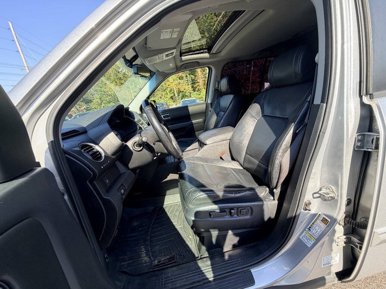 Used 2010 Honda Pilot EX-L image 32