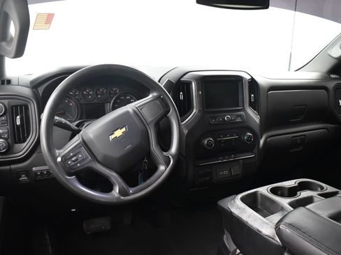 Used 2021 Chevrolet Silverado 2500 Custom w/ Custom Value Package AWD/4WD image 11