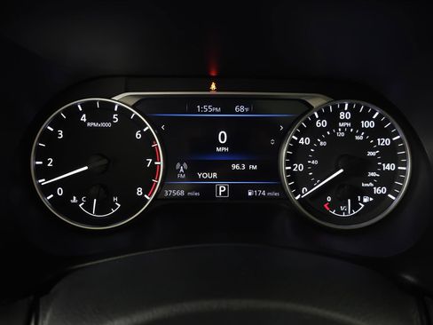 Used 2022 Nissan Sentra SR w/ SR Premium Package FWD image 20