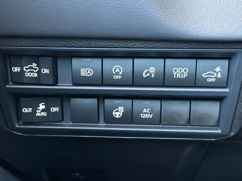 New 2026 Toyota Tundra Platinum AWD/4WD image 30