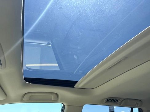 Used 2017 Lexus GX 460 Premium w/ Premium Package AWD/4WD image 19