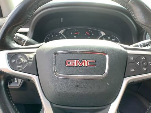 Used 2021 GMC Acadia SLT AWD/4WD image 15