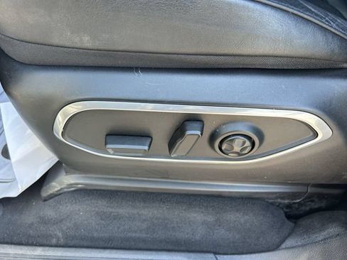 Used 2024 Jeep Wagoneer Series II w/ Flexible Seating Group RWD image 30