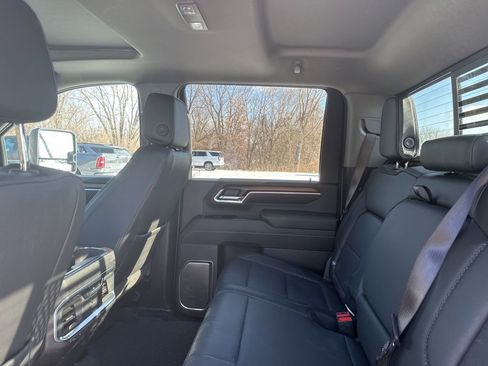 Used 2025 GMC Sierra 2500 Denali w/ Denali Reserve Package image 10