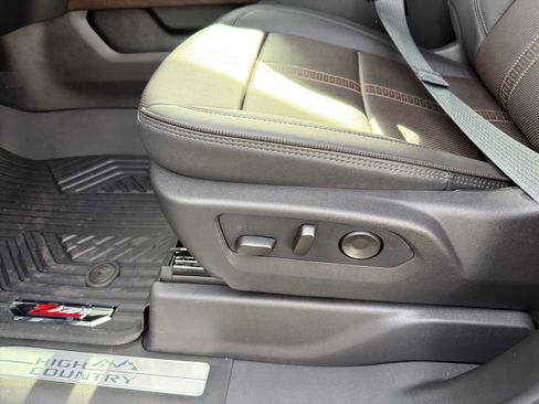 New 2026 Chevrolet Silverado 1500 High Country w/ Technology Package image 36