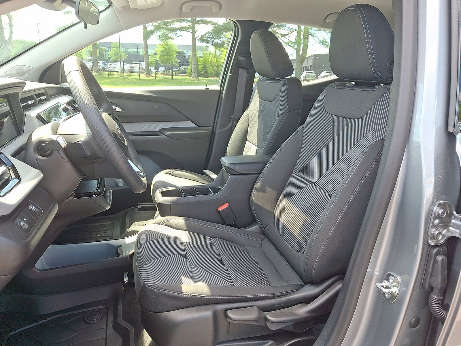 New 2027 Chevrolet Bolt LT FWD image 14