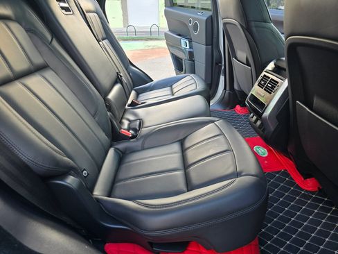 Used 2019 Land Rover Range Rover Sport HSE AWD/4WD image 21