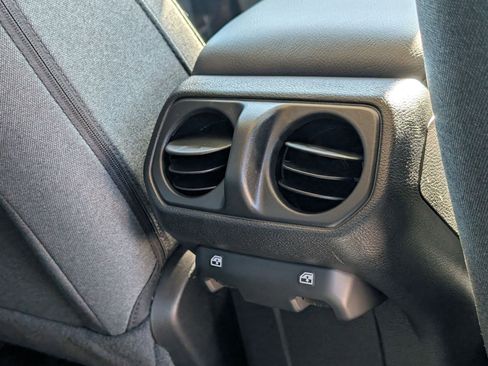 Used 2025 Jeep Gladiator Sport AWD/4WD image 27