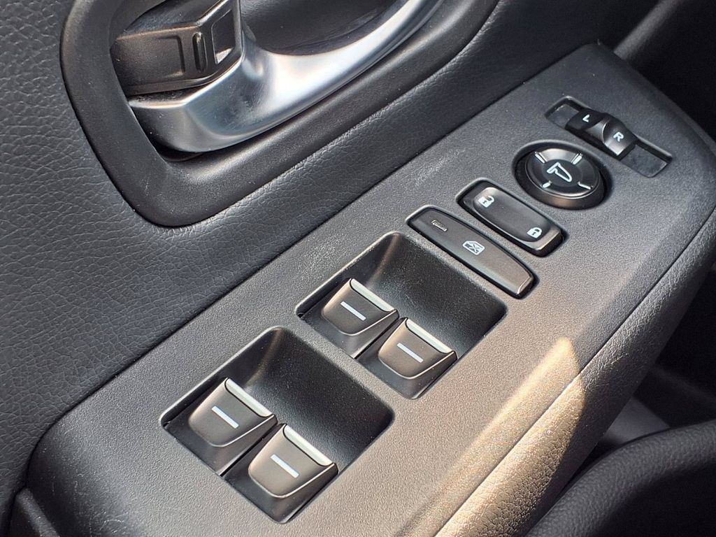 Used 2023 Honda Pilot Touring image 20