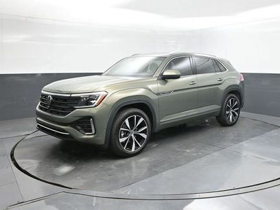 New 2025 Volkswagen Atlas Cross Sport SEL Premium R-Line