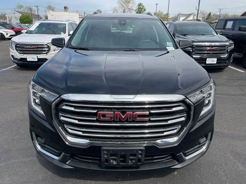 Used 2022 GMC Terrain SLT w/ LPO, Floor Liner Package AWD/4WD image 2