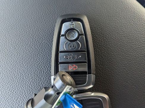 New 2025 Ford F150 Lariat w/ Equipment Group 502A High image 35