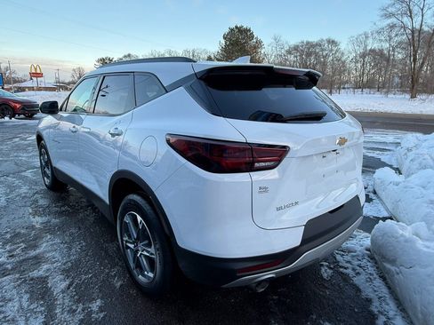 Certified 2024 Chevrolet Blazer LT w/ Convenience Package image 3