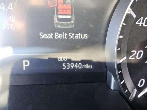 Certified 2023 Toyota Highlander L image 27