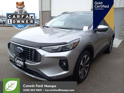 Certified 2024 Ford Escape Platinum image 9