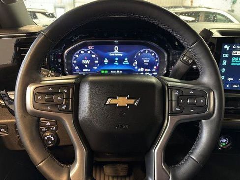Used 2024 Chevrolet Silverado 1500 LT AWD/4WD image 14
