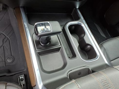 Used 2023 Chevrolet Silverado 1500 High Country w/ High Country Premium Package image 32