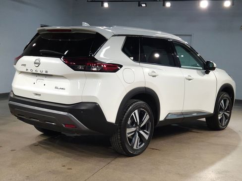 Used 2023 Nissan Rogue SL image 7