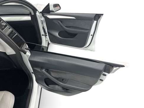 Certified 2023 Tesla Model Y Performance AWD/4WD image 12