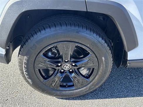 Used 2023 Toyota RAV4 XLE image 19