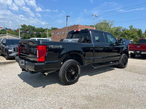 Used 2022 Ford F250 Lariat w/ Black Appearance Package AWD/4WD image 8