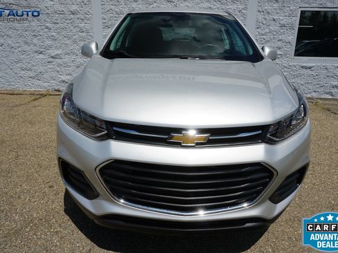 Used 2020 Chevrolet Trax LS w/ Tint and Cruise Package AWD/4WD image 2