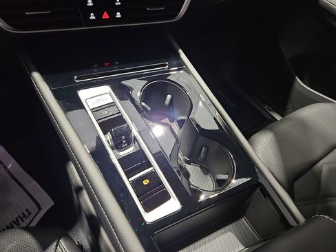 New 2026 Volkswagen Atlas SE FWD image 23