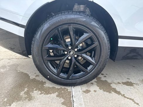 New 2026 Land Rover Range Rover Velar Dynamic SE image 25