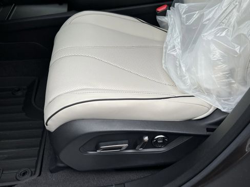 New 2025 Acura RDX A-Spec image 11