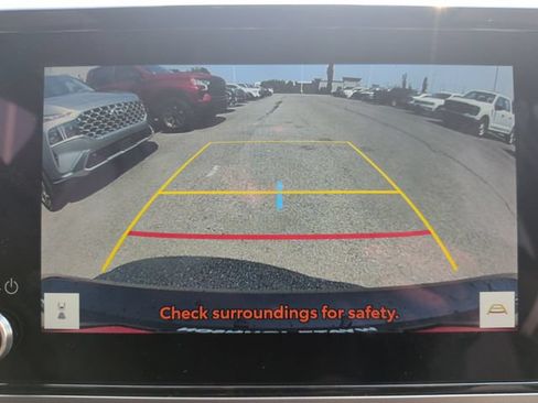 Used 2025 Toyota Camry SE FWD image 18