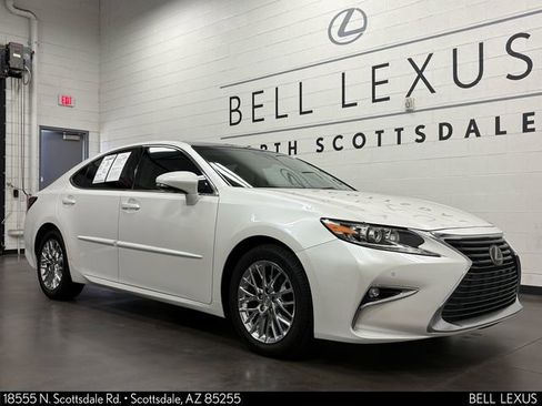 Used 2017 Lexus ES 350 w/ Navigation System Package FWD image 2