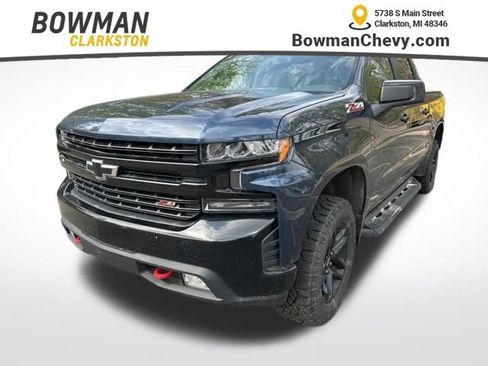 Used 2020 Chevrolet Silverado 1500 LT Trail Boss AWD/4WD image 1
