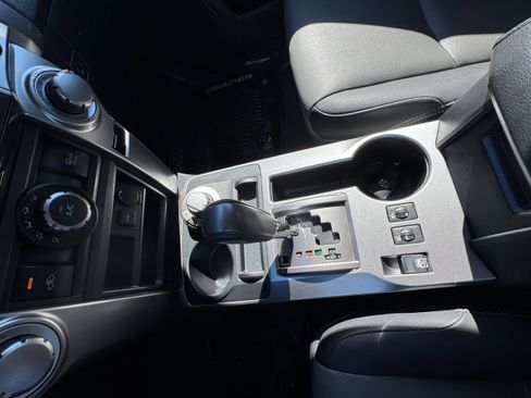 Used 2020 Toyota 4Runner SR5 Premium w/ Moonroof Package image 26