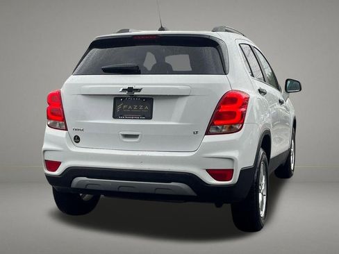 Used 2020 Chevrolet Trax LT w/ LT Convenience Package FWD image 5