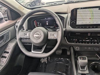 Used 2022 Nissan Rogue Platinum w/ Head-Up Display Package