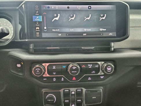 New 2026 Jeep Gladiator Sport image 26