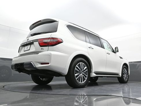 Used 2023 Nissan Armada SL w/ Captain's Chairs Package AWD/4WD image 28