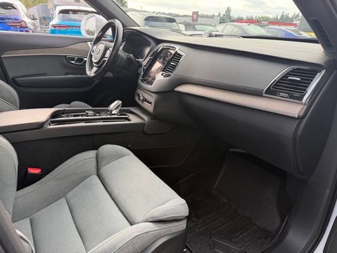 Used 2020 Volvo XC90 T8 Inscription AWD/4WD image 24