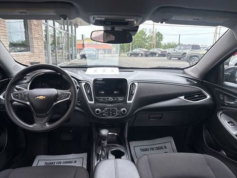 Used 2023 Chevrolet Malibu LT FWD image 7