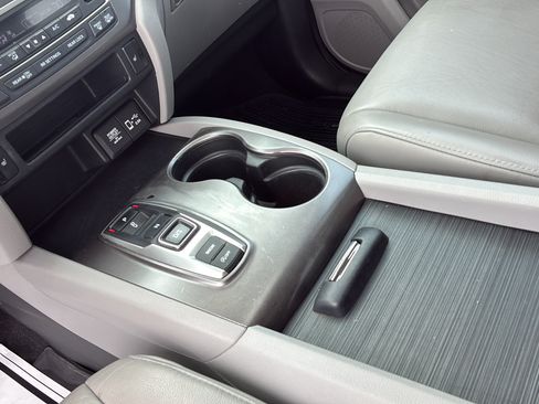 Used 2021 Honda Pilot EX-L image 33
