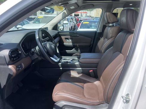 Used 2023 Honda Pilot Elite image 17