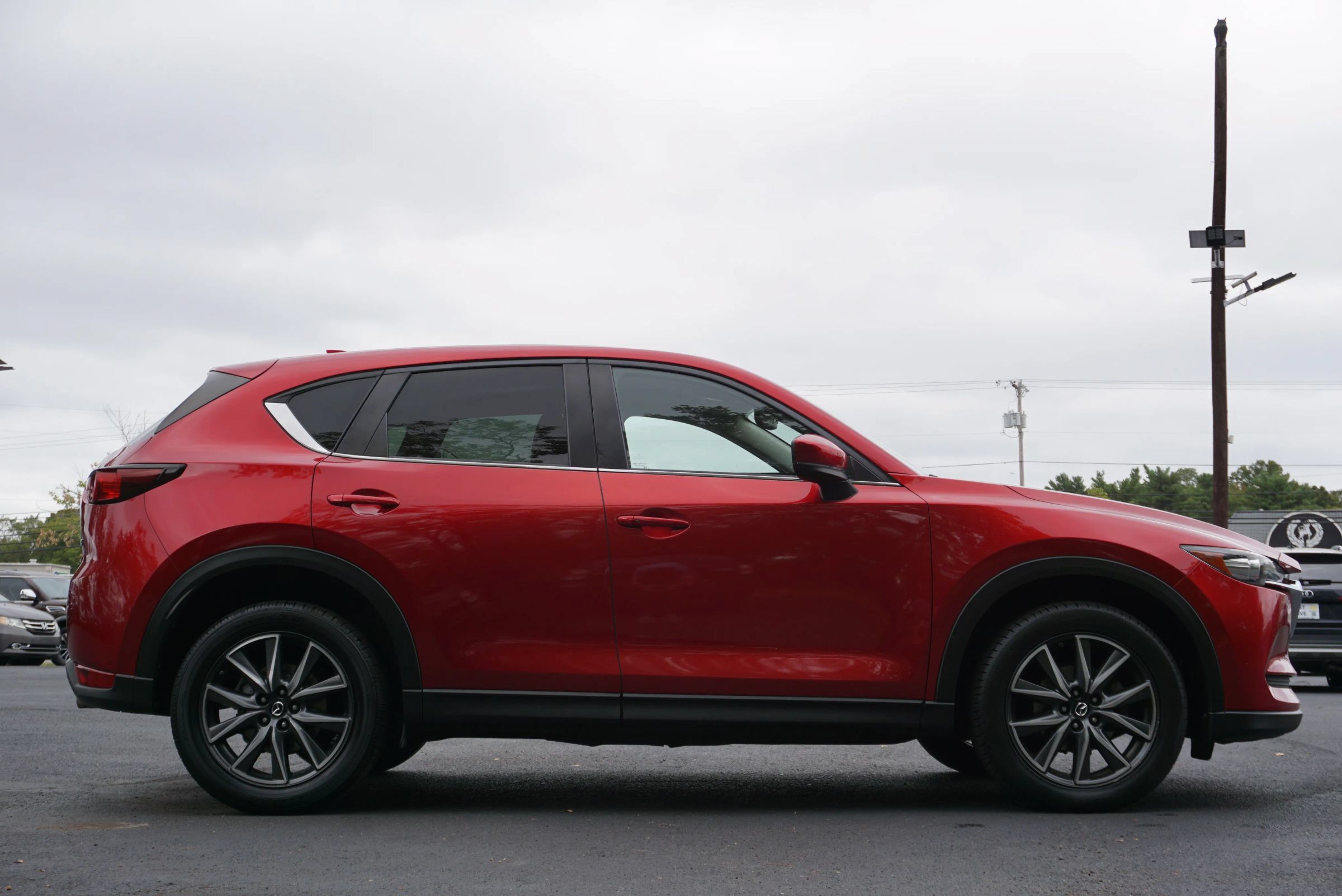 Used 2018 MAZDA CX-5 Touring w/ Preferred Equipment Package AWD/4WD image 4