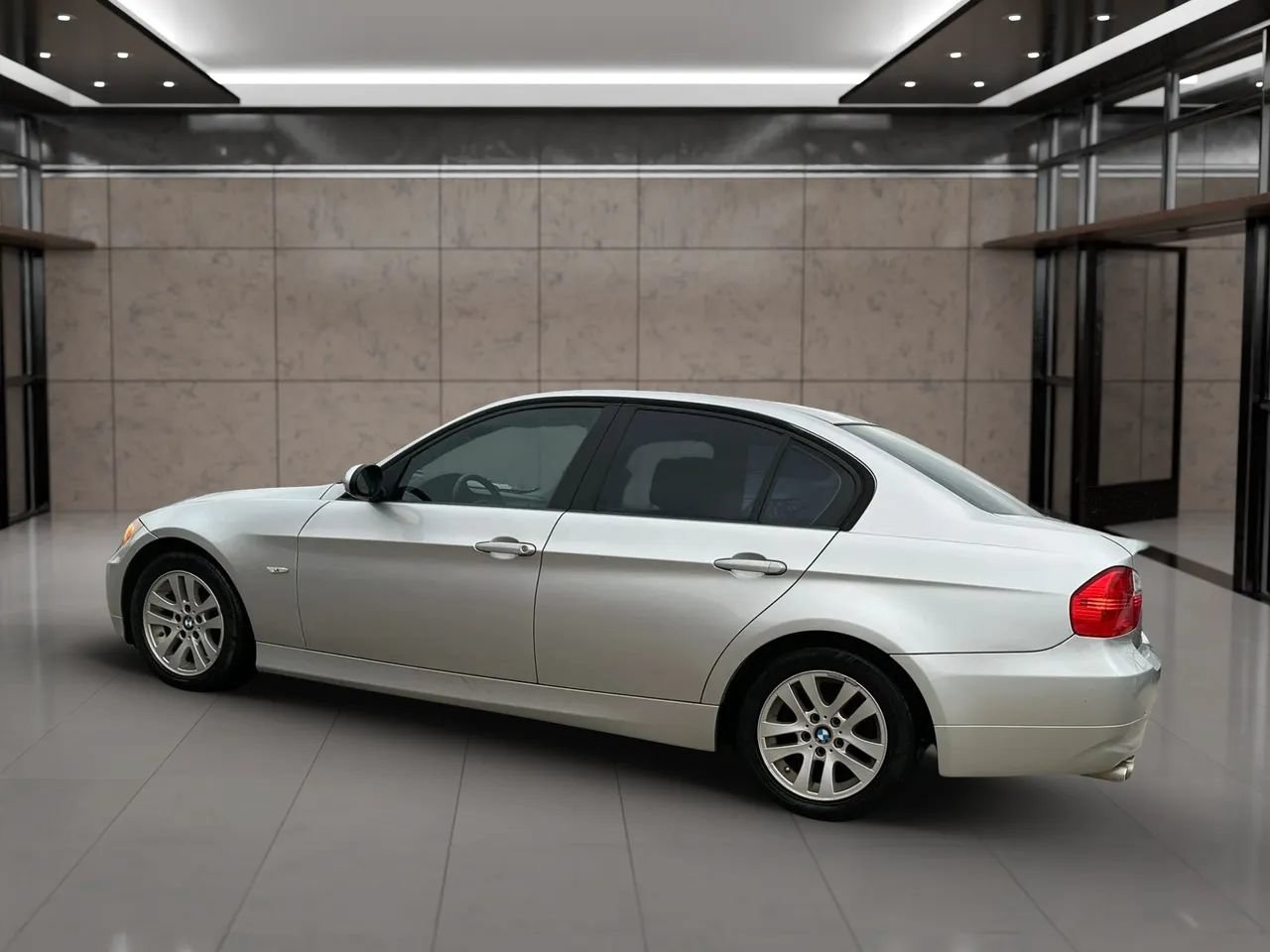 Used 2007 BMW 328i Sedan RWD image 4