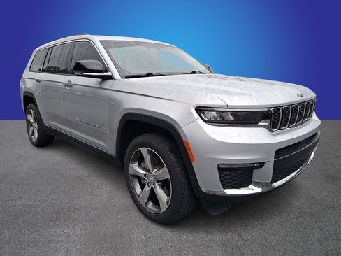 Used 2021 Jeep Grand Cherokee L Limited AWD/4WD image 3