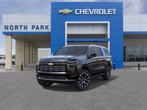 New 2026 Chevrolet Suburban High Country AWD/4WD image 8