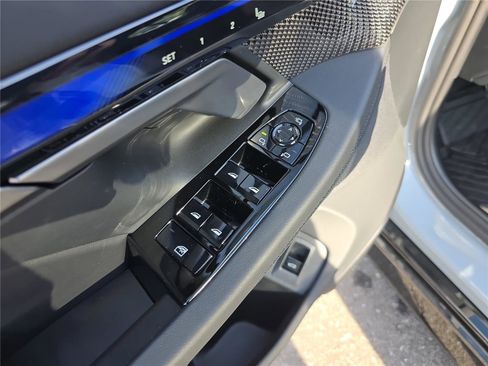 New 2026 BMW 550e xDrive AWD/4WD image 20