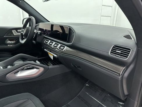 New 2026 Mercedes-Benz GLE 63 AMG S image 28